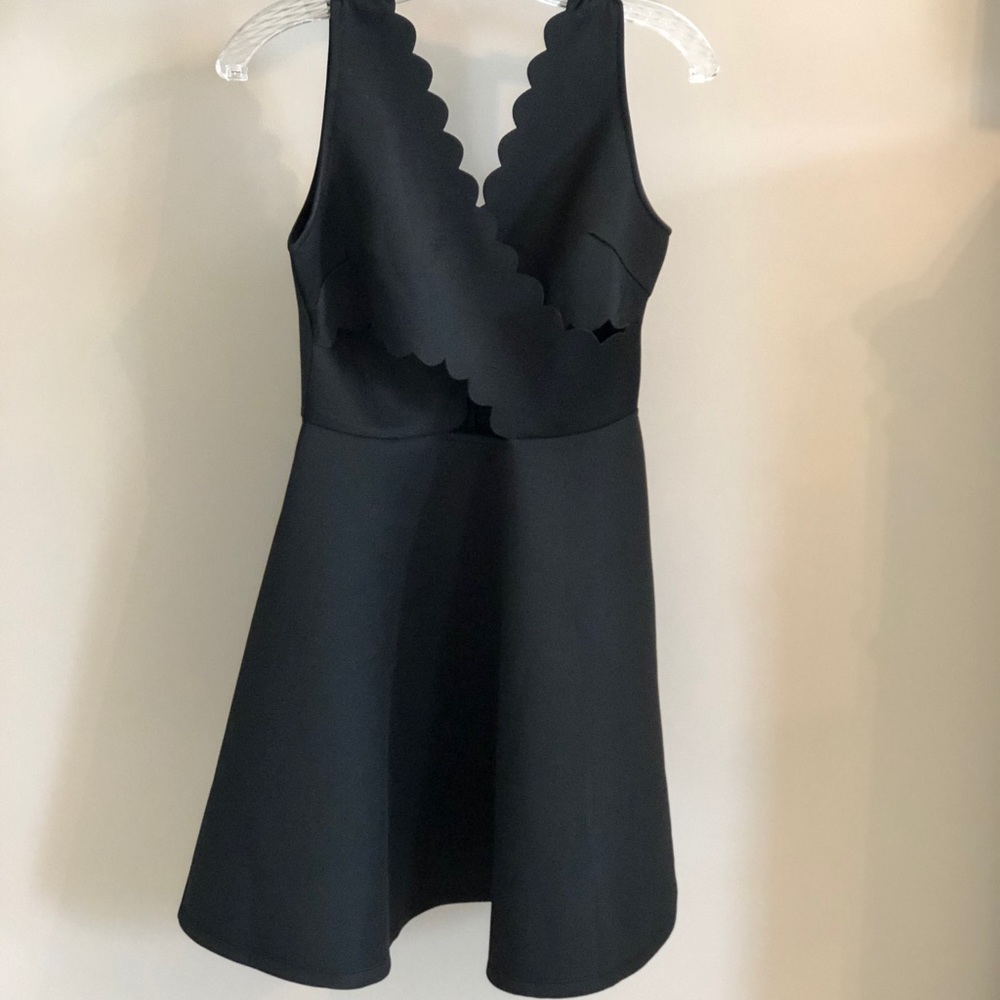 Nordstrom Rack Black Scalloped Dress